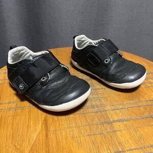 Stride Rite Cameron Sneakers size 6W